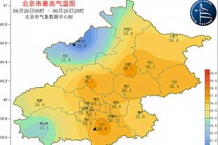 贝弗利：字母哥是我们的防守领袖 大家都会效仿他